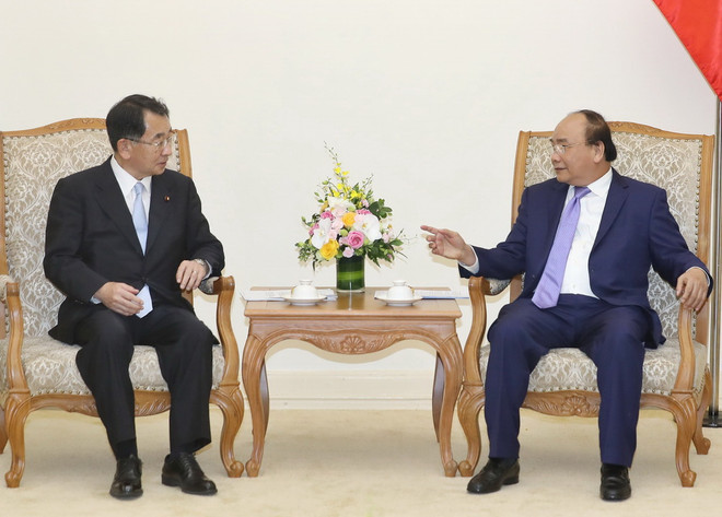 Thủ tướng tiếp Chủ tịch Liên minh Nghị sỹ Hữu nghị Nhật Bản-Mekong ảnh 1