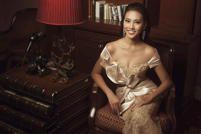 Thí sinh Hoa hậu Hoàn vũ quyến rũ trong váy dạ hội trước đêm chung kết ảnh 22