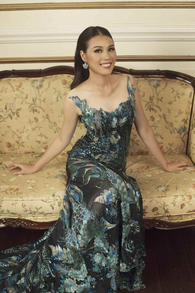 Thí sinh Hoa hậu Hoàn vũ quyến rũ trong váy dạ hội trước đêm chung kết ảnh 41