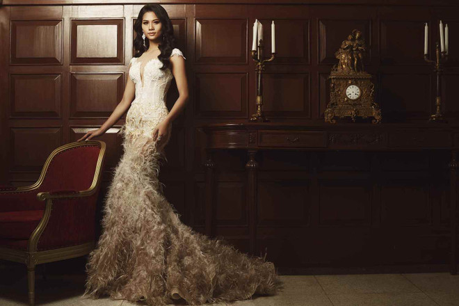 Thí sinh Hoa hậu Hoàn vũ quyến rũ trong váy dạ hội trước đêm chung kết ảnh 7