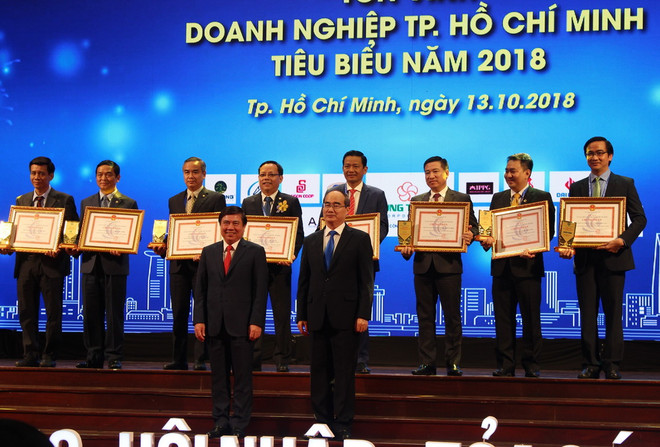 TP Hồ Chí Minh tôn vinh 99 doanh nghiệp và 100 doanh nhân tiêu biểu ảnh 1