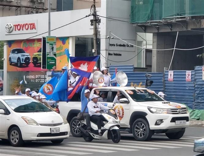 Quốc tế đánh giá tích cực về bầu cử Hội đồng xã, phường ở Campuchia ảnh 1