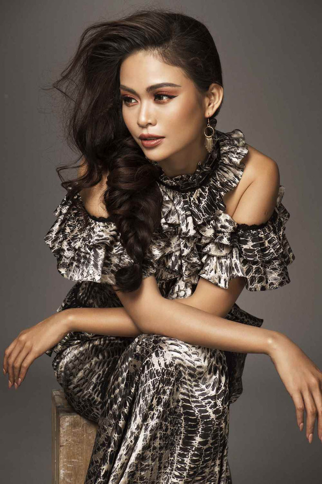 Á hậu Mâu Thủy gợi cảm trong những thiết kế Xuân Hè 2018 ảnh 5