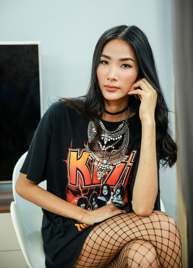 Quán quân Hoàng Thùy “truyền lửa” cho đàn em Next Top Model ảnh 2