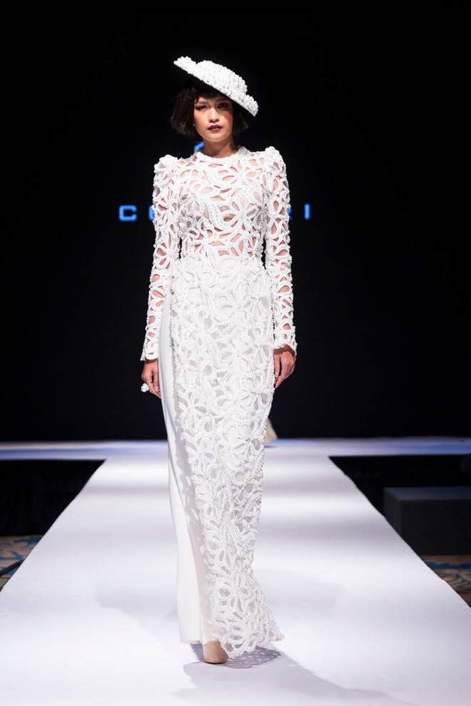 Ngắm 'Phong cách sống châu Âu' trên sàn diễn Việt Nam ảnh 7