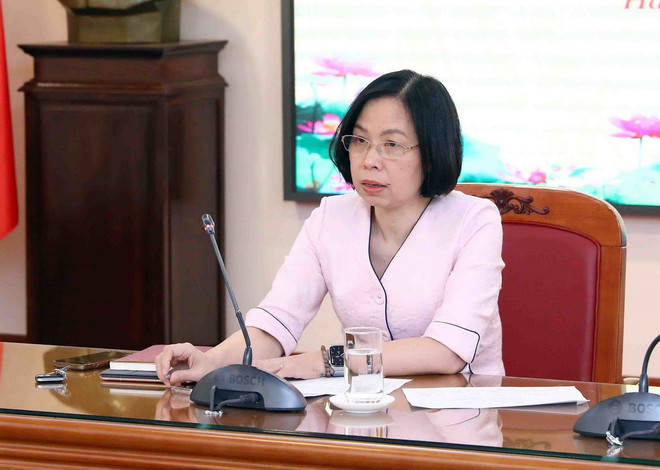 Bà Vũ Việt Trang, Bí thư Đảng ủy, Tổng Giám đốc Thông tấn xã Việt Nam, Chủ tịch Liên chi hội Nhà báo TTXVN, Chủ tịch Hội đồng giám khảo. (Ảnh: Phạm Kiên/TTXVN) Giải thưởng Báo chí TTXVN: Nơi hội tụ của các sản phẩm báo chí mới ảnh 3