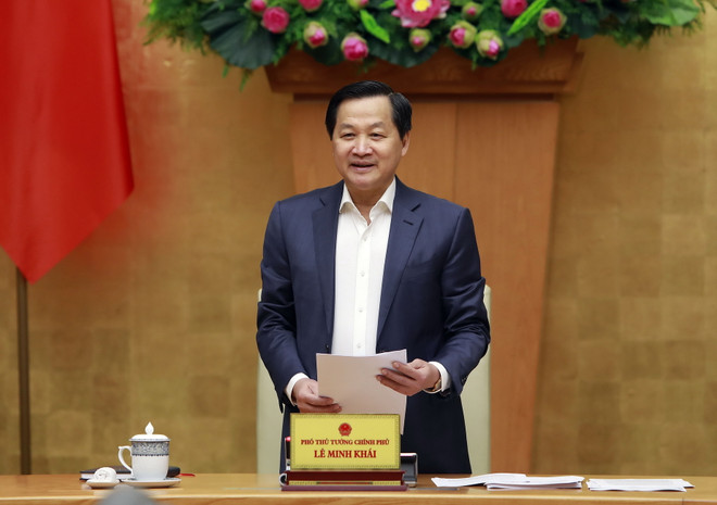 Phó Thủ tướng Lê Minh Khái phát biểu. (Ảnh: An Đăng/TTXVN) 'Điểm mặt' hàng loạt cơ quan giải ngân đầu tư công chưa đạt yêu cầu ảnh 3