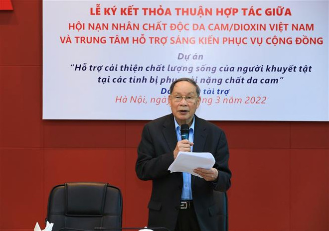 Hợp tác nâng cao chất lượng sống cho nạn nhân da cam tại 8 tỉnh ảnh 1