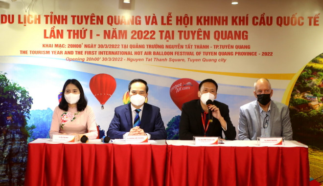 Vietjet đồng hành cùng lễ hội khinh khí cầu quốc tế Tuyên Quang 2022 ảnh 1