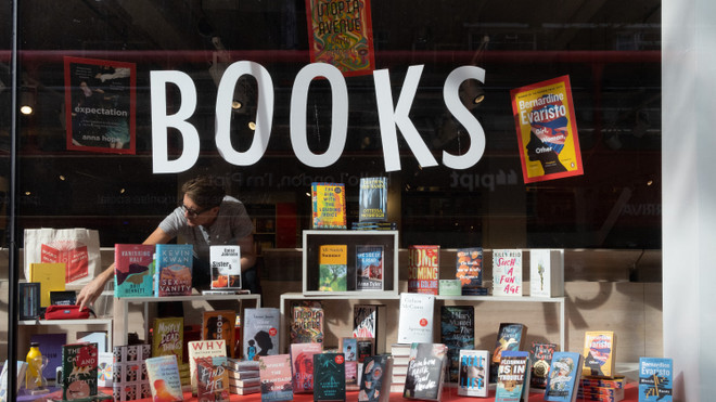 Mỹ đưa ra xét xử đối tượng đánh cắp hơn 1.000 bản thảo văn chương ảnh 1