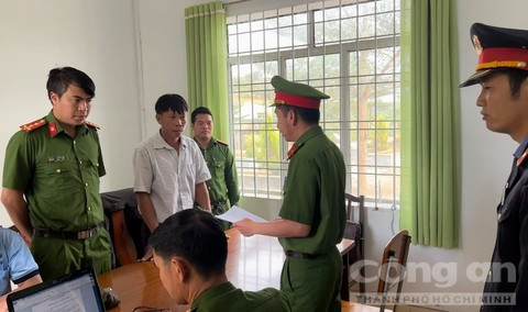 Bắt tạm giam đối tượng hành hung người tố cáo hành vi phá rừng ảnh 1