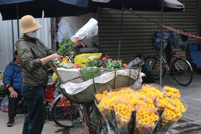 Thị trường đồ cúng ngày lễ ông Công, ông Táo khởi động sớm ảnh 1