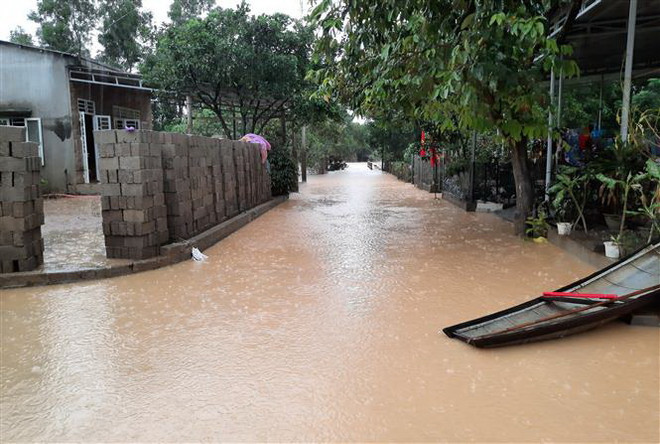 Theo dõi chặt chẽ diễn biến của bão số 8 để chủ động ứng phó ảnh 2