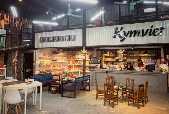 Những quán càphê độc đáo và thú vị trong lòng Hà Nội ảnh 1