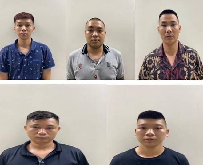 Các đối tượng trong đường dây cho vay lãi nặng. (Ảnh: Công an Hà Nội) Hà Nội: Bắt 5 đối tượng cho vay lãi nặng dưới hình thức 'bốc bát họ' ảnh 1