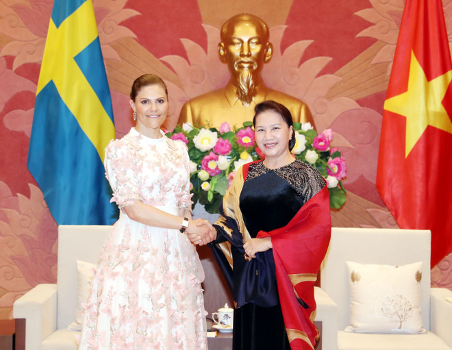 Chủ tịch Quốc hội Nguyễn Thị Kim Ngân tiếp Công chúa kế vị Thụy Điển ảnh 1
