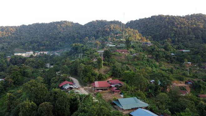 Cảm hóa bằng niềm tin để người dân tham gia bảo vệ Tổ quốc ảnh 1