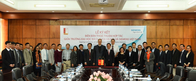 Siemens cấp thiết bị và phần mềm tự động hóa cho Đại học Bách Khoa ảnh 2