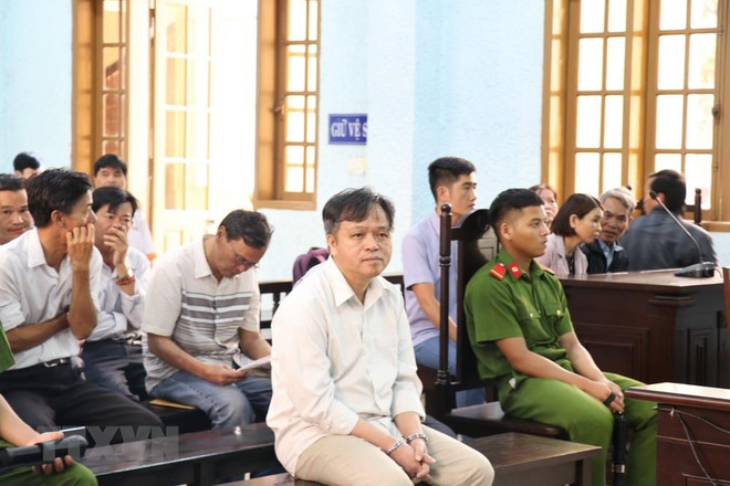 Gia Lai khai trừ Đảng đối với 6 cán bộ vì để mất đất rừng ảnh 1