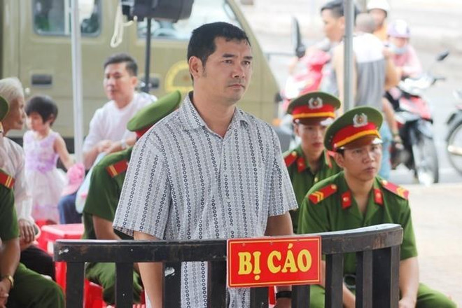 Bắt tạm giam hai kẻ tự xưng là người của 'Văn phòng Thủ tướng' ảnh 1