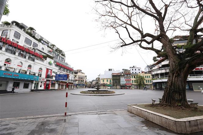 Hà Nội xác định 3 kịch bản điều hành để giảm thiệt hại do COVID-19 ảnh 2