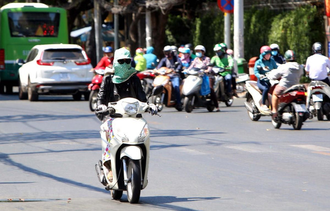 Ảnh minh họa. (Nguồn: TTXVN) Khu vực Bắc Bộ có mưa lớn kèm dông lốc, Trung Bộ nắng nóng ảnh 1