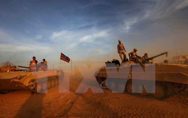 Lực lượng Iraq giành quyền kiểm soát một địa điểm ở làng Jarif, cách thành phố Mosul 45km về phía Nam. (Nguồn: AFP/TTXVN) Các lực lượng Iraq mở rộng kiểm soát khu vực phía Đông Mosul ảnh 1