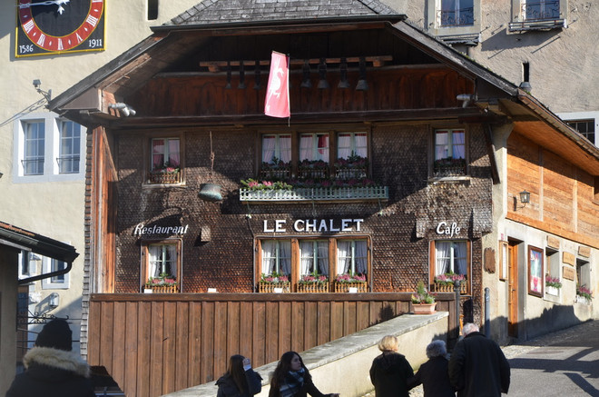 Thăm thị trấn cổ Gruyère - nơi gắn với thương hiệu phomát nổi tiếng ảnh 5