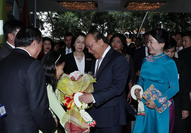 Thủ tướng bắt đầu chương trình dự hội nghị ACMECS 8 và CLMV 9 ảnh 2