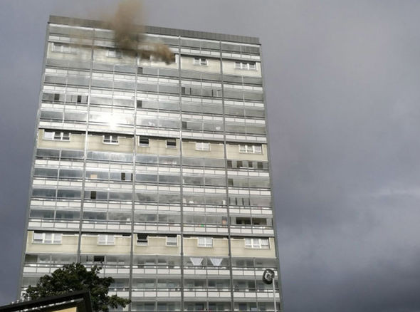 Hỏa hoạn đúng dịp tưởng niệm 1 năm xảy ra vụ cháy Grenfell Tower ảnh 1