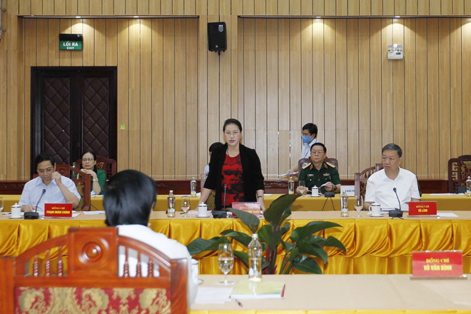 Bộ Chính trị làm việc về đại hội với 10 đảng bộ trực thuộc Trung ương ảnh 2