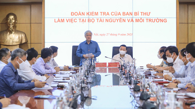 Đoàn kiểm tra của Ban Bí thư làm việc với Bộ Tài nguyên và Môi trường ảnh 1