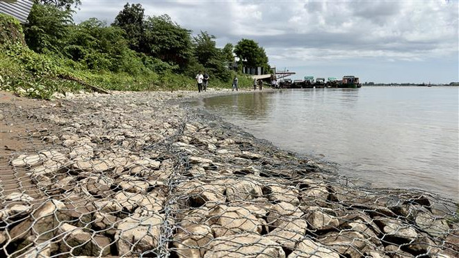 Thực hiện giải pháp cấp bách giảm thiểu thiệt hại do sạt lở, lũ quét ảnh 1