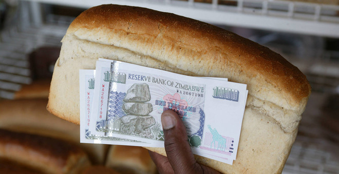 (Nguồn: Wsj.com) Zimbabwe phát hành tiền trái phiếu có mệnh giá tương đương đồng USD ảnh 1