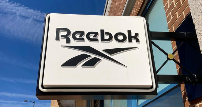 Adidas bán lại thương hiệu Reebok cho Authentic Brands Group ảnh 1