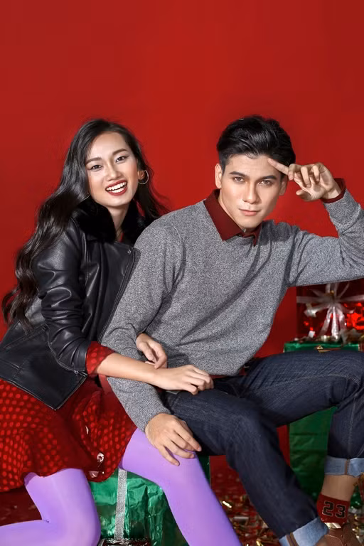 Top 6 thí sinh The Face Vietnam 2018 rực rỡ đón Giáng sinh sớm ảnh 2