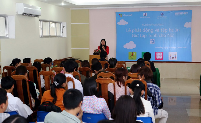 Đà Nẵng phát động chiến dịch Giờ lập trình 2016 cho nữ giới ảnh 1