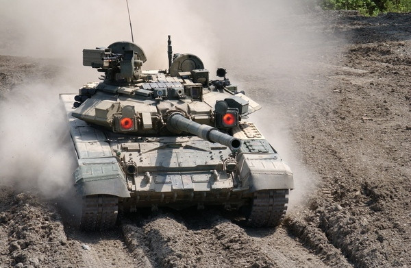 Nga quyết định gia hạn giấy phép sản xuất xe tăng T-90S cho Ấn Độ ảnh 1