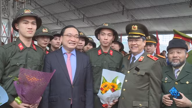 Hoàn thành tốt công tác tuyển chọn, gọi công dân nhập ngũ ảnh 1