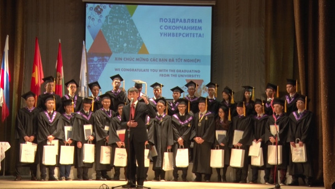 Những sinh viên Việt đầu tiên tốt nghiệp ngành điện hạt nhân tại Nga ảnh 1