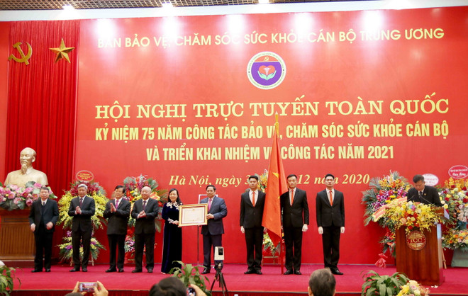 Ban Bảo vệ, chăm sóc sức khỏe cán bộ TW đón nhận Huân chương Độc lập ảnh 2