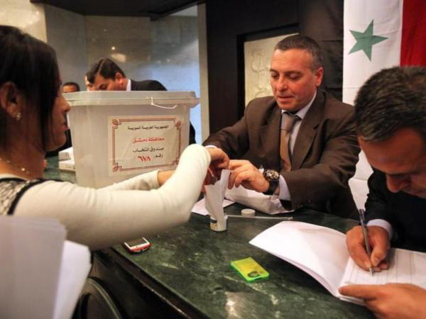 Syria kéo dài thời gian bầu cử tổng thống thêm 5 giờ ảnh 1