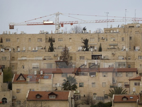 Khu định cư cho người Do Thái ở Jerusalem ngày 16/1/2011. (Ảnh: AP/TTXVN) Israel tố Mỹ "đâm sau lưng," bỏ rơi người bạn duy nhất tại Trung Đông ảnh 1