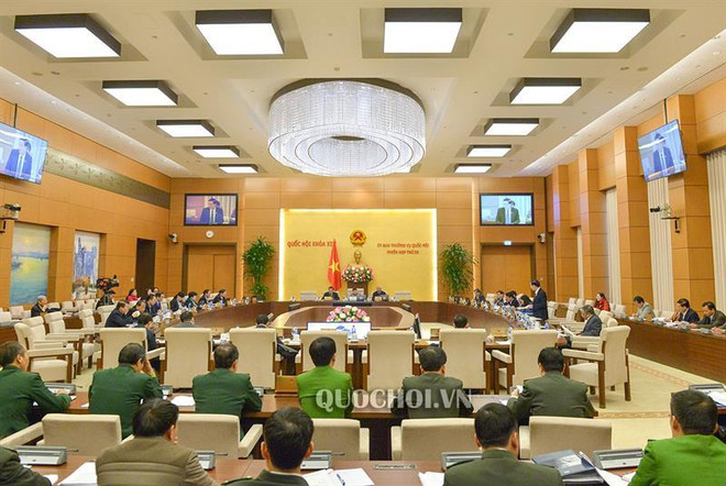 Điều động, miễn nhiệm, phê chuẩn nhân sự một số cơ quan của Quốc hội ảnh 1