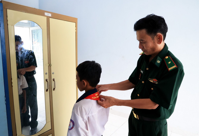 ttxvn_con nuoi don bien phong.jpg