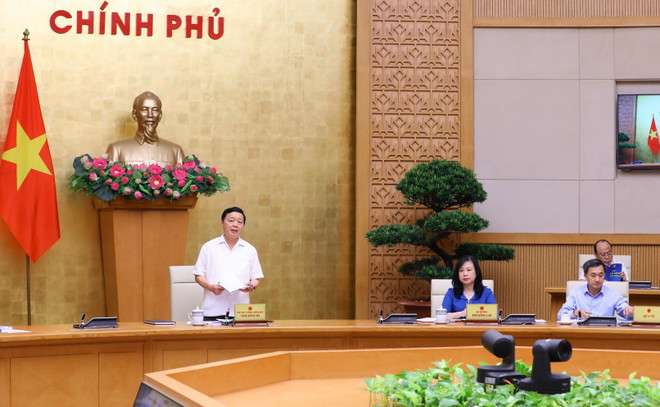 Xây dựng chính sách toàn diện để triển khai Luật Khám bệnh, Chữa bệnh ảnh 1