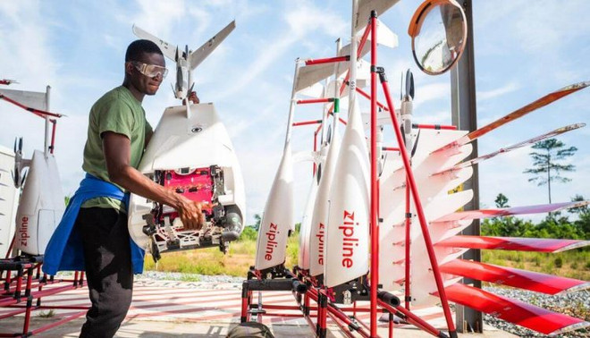 Thử nghiệm vận chuyển thuốc bằng máy bay không người lái tại Nigeria ảnh 1