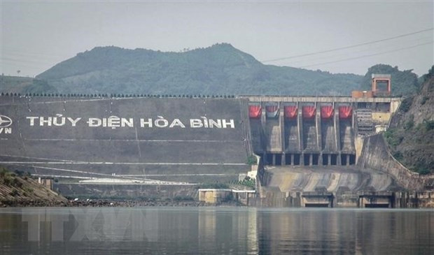 Đảm bảo an toàn khi Nhà máy Thủy điện Hòa Bình mở hai cửa xả đáy ảnh 1