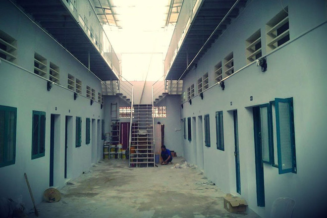 Vụ bé trai 18 tháng tuổi tử vong ở Long An: Tạm giam mẹ và người tình ảnh 1