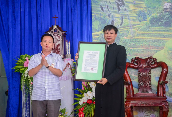 Công bố quyết định thành lập Giáo xứ đầu tiên tại tỉnh Điện Biên ảnh 1